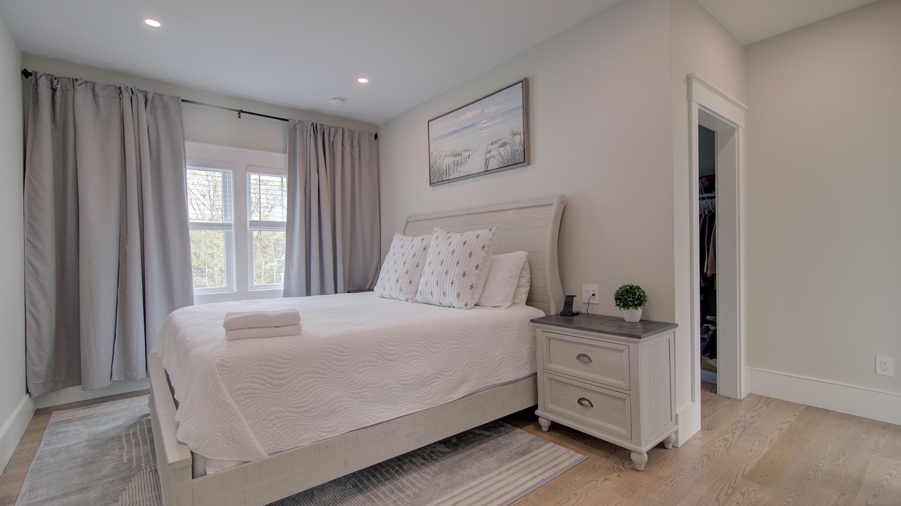 Photo of Bedroom in Yarmouth Port