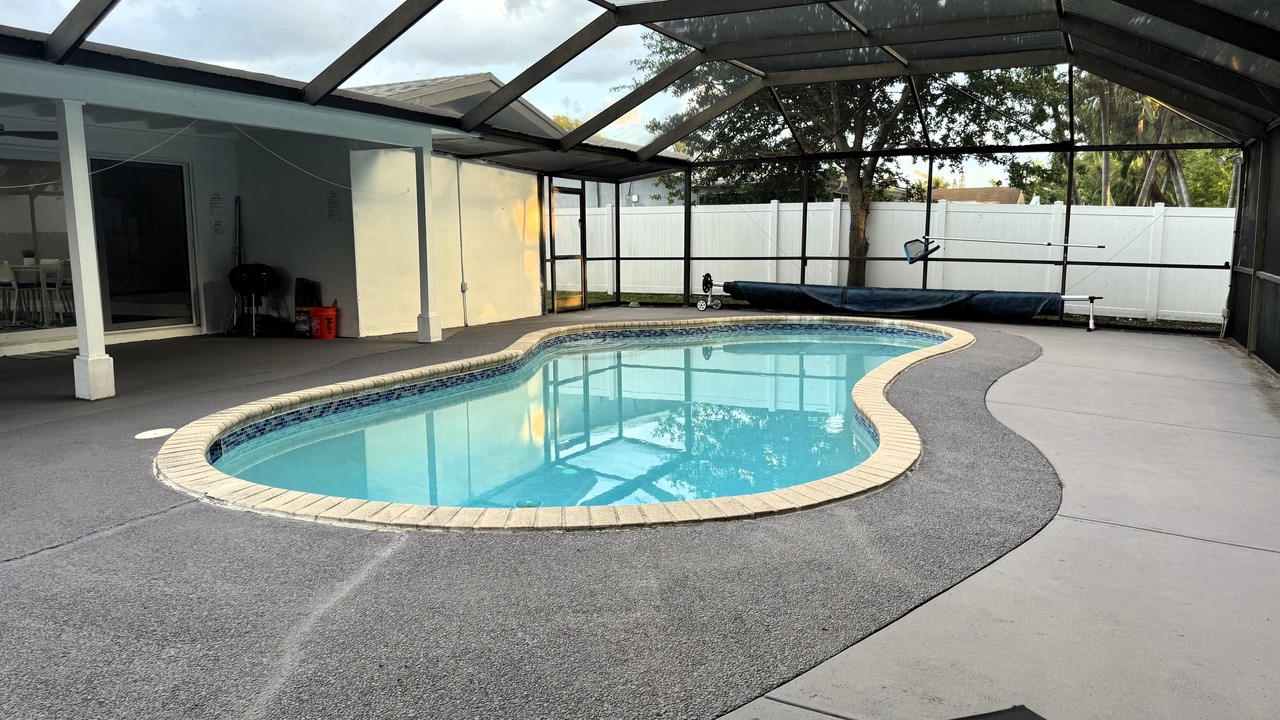 Photo of Outdoor in Palm Aire Village West