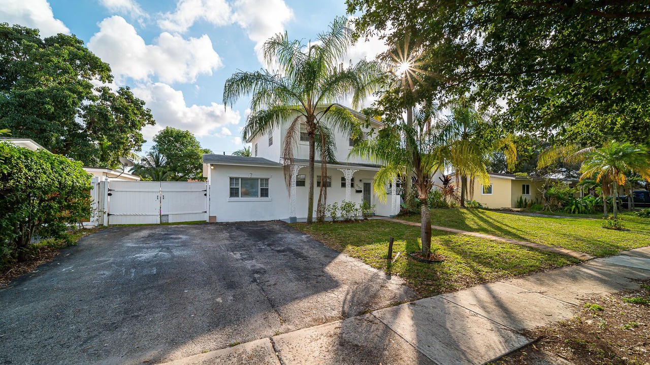 Photo of Outdoor in Pembroke Pines