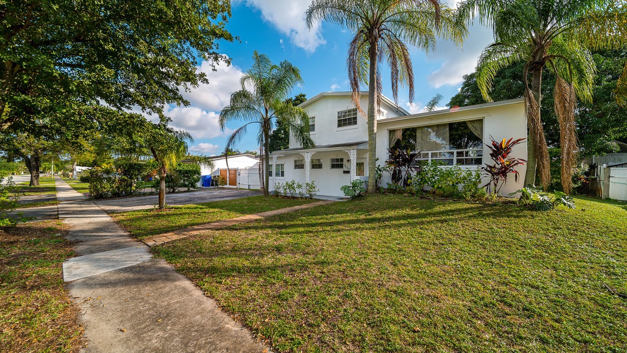 Photo of Outdoor in Pembroke Pines