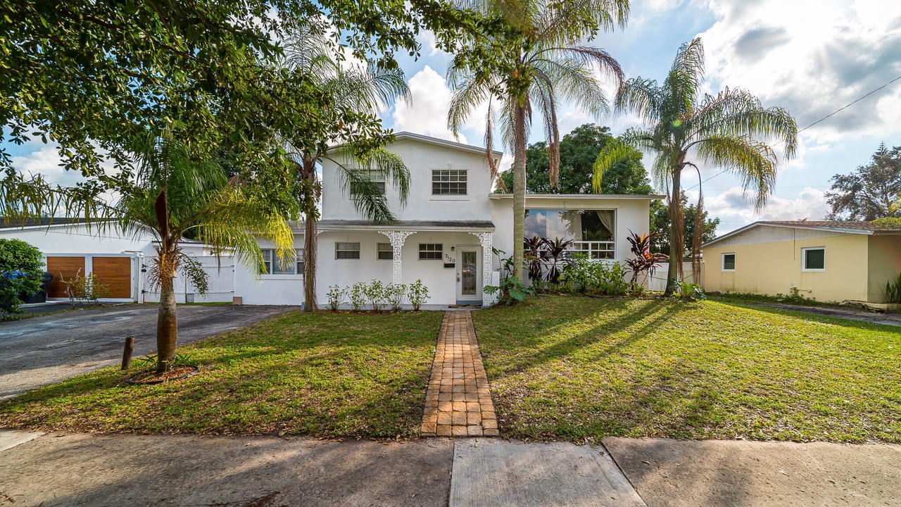 Photo of Outdoor in Pembroke Pines