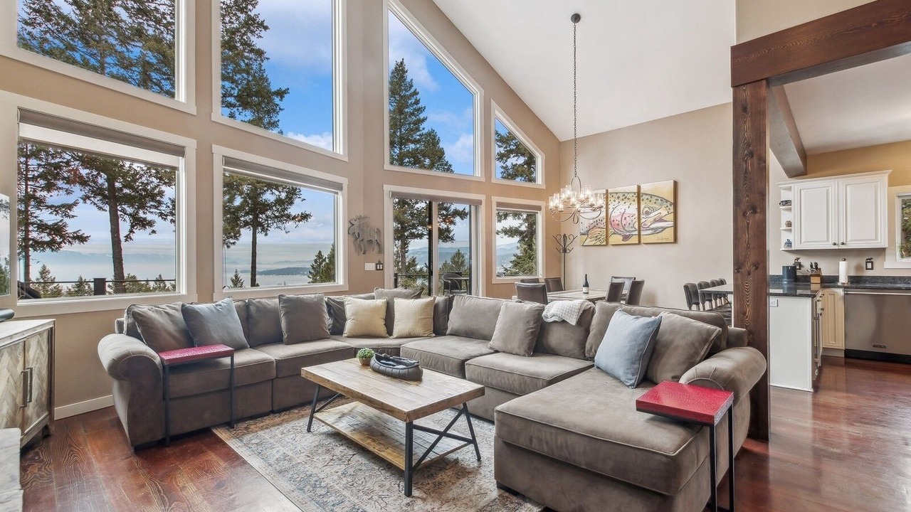Photo of Livingroom in Somers