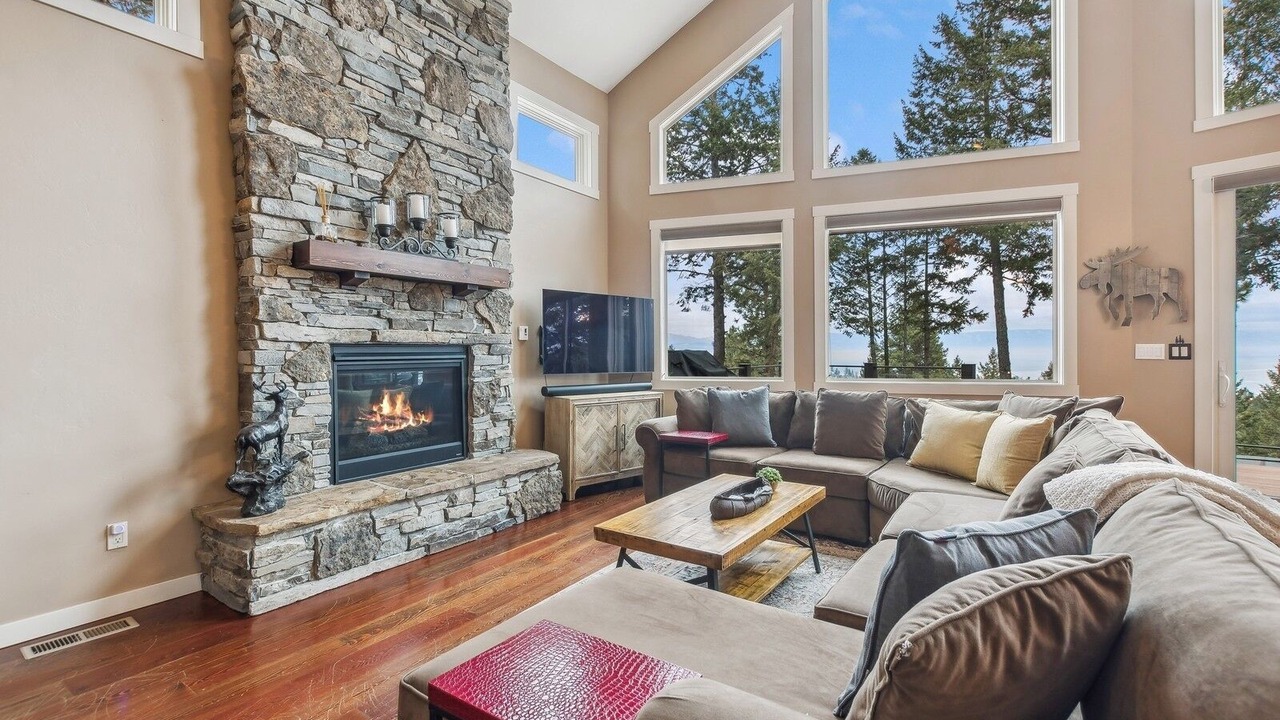 Photo of Livingroom in Somers