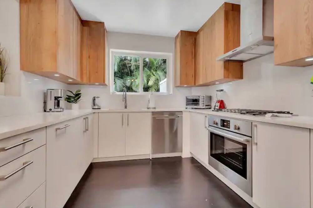 Photo of Kitchen in Biscayne Park