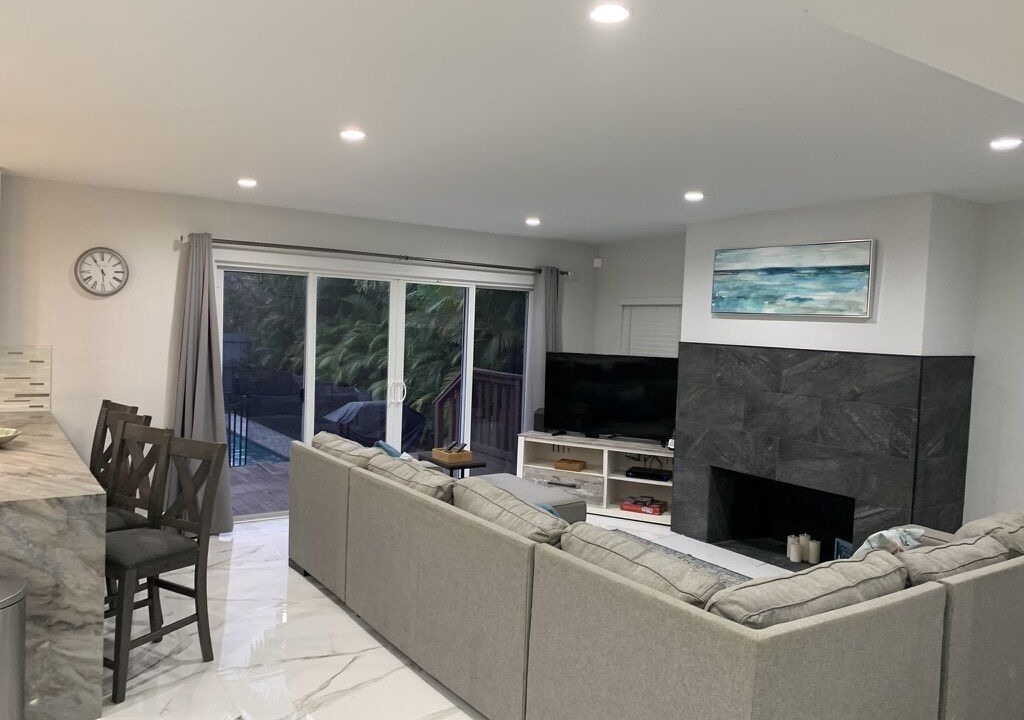 Photo of Livingroom in South Middle River