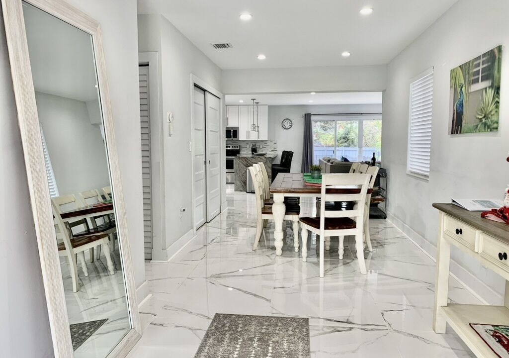 Photo of Kitchen in South Middle River