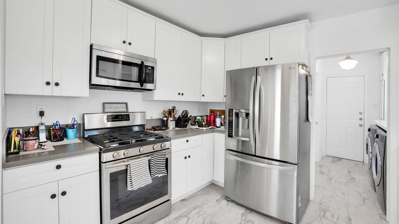 Photo of Kitchen in Mid-Wilshire