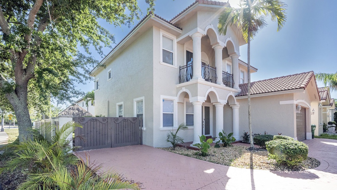 Photo of Outdoor in Miami Lakes
