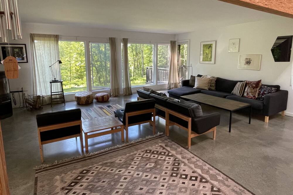 Photo of Livingroom in Town of Marbletown