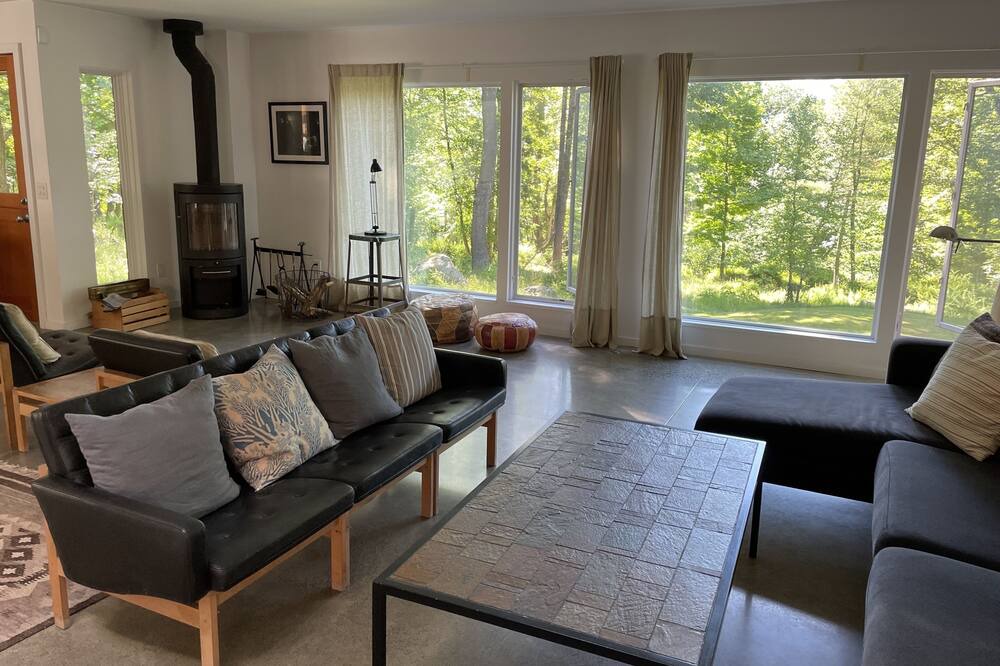 Photo of Livingroom in Town of Marbletown