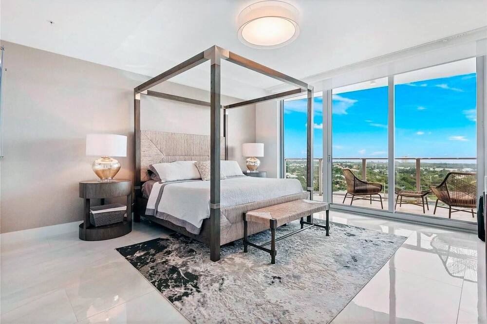 Photo of Bedroom in Central Fort Lauderdale