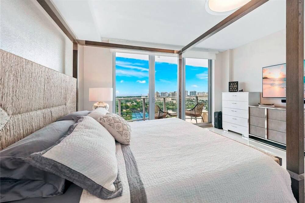 Photo of Bedroom in Central Fort Lauderdale