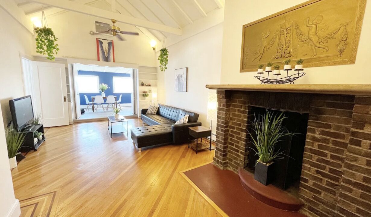 Photo of Livingroom in Weehawken