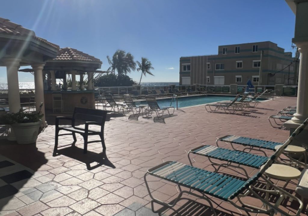 Photo of Patio Balcony in Hollywood