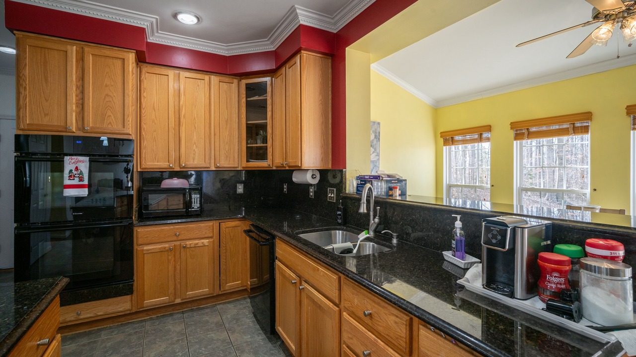 Photo of Kitchen in Barstow