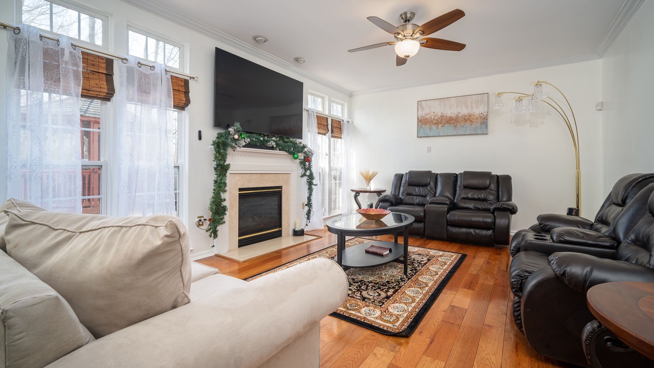 Photo of Livingroom in Barstow
