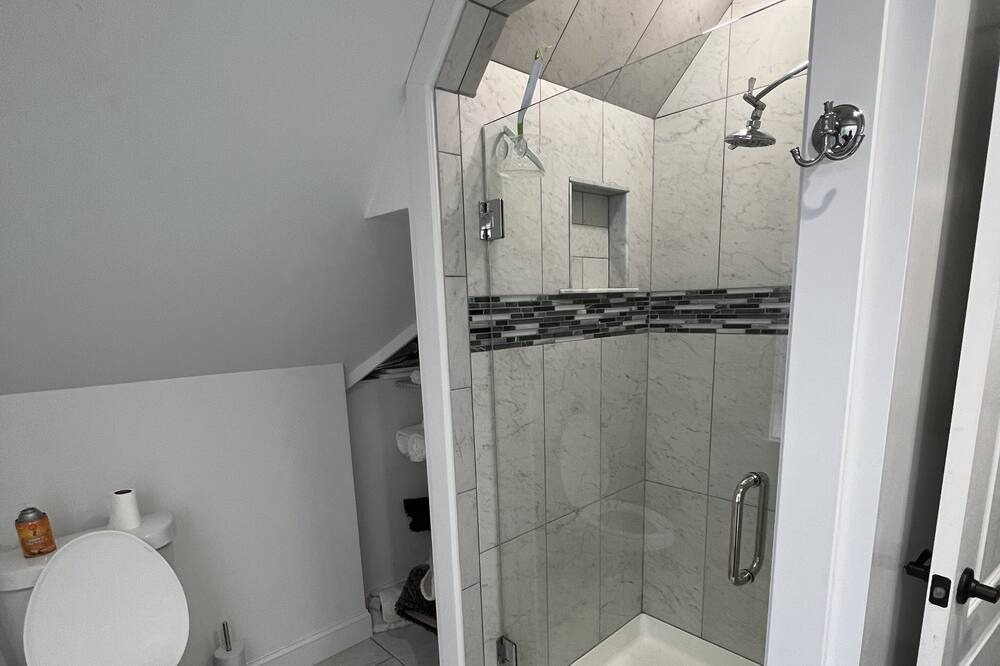 Photo of Bathroom in Wallkill