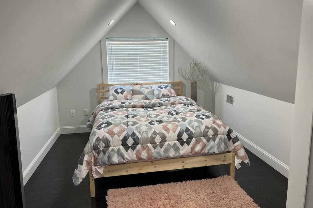 Photo of Bedroom in Wallkill