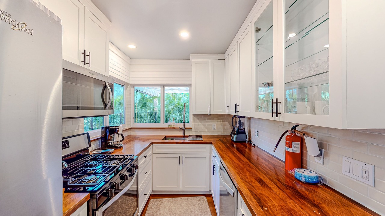 Photo of Kitchen in Colee Hammock