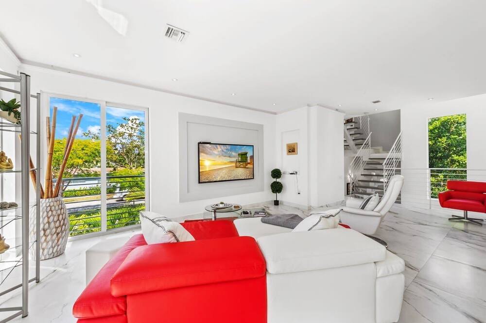 Photo of Livingroom in Downtown Fort Lauderdale