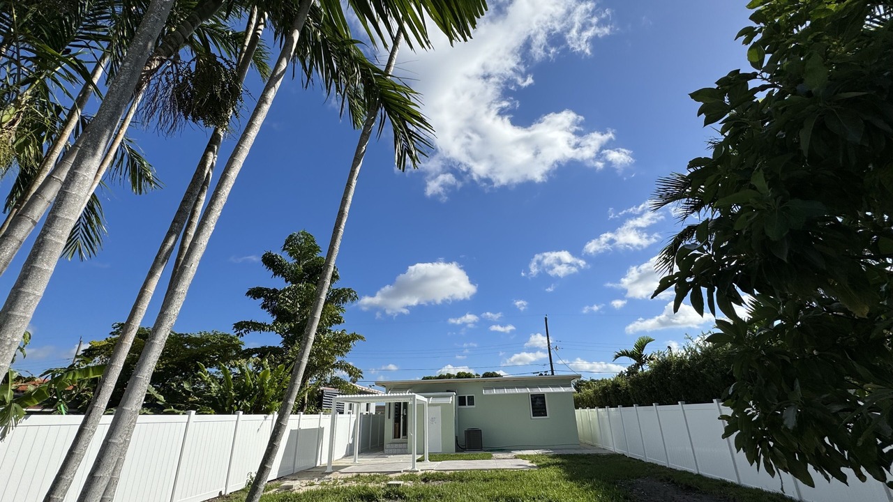 Photo of Outdoor in Flagami