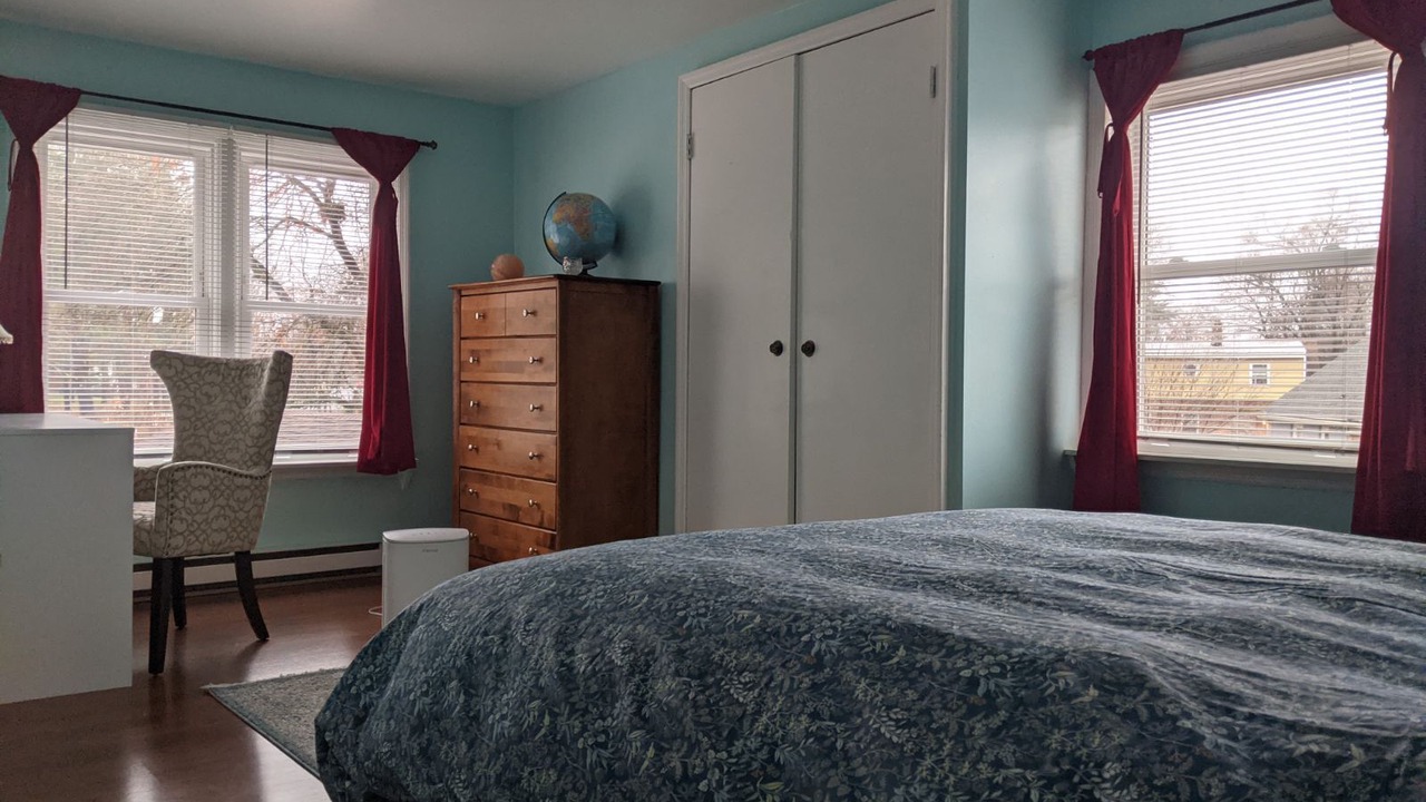 Photo of Bedroom in Newtonville
