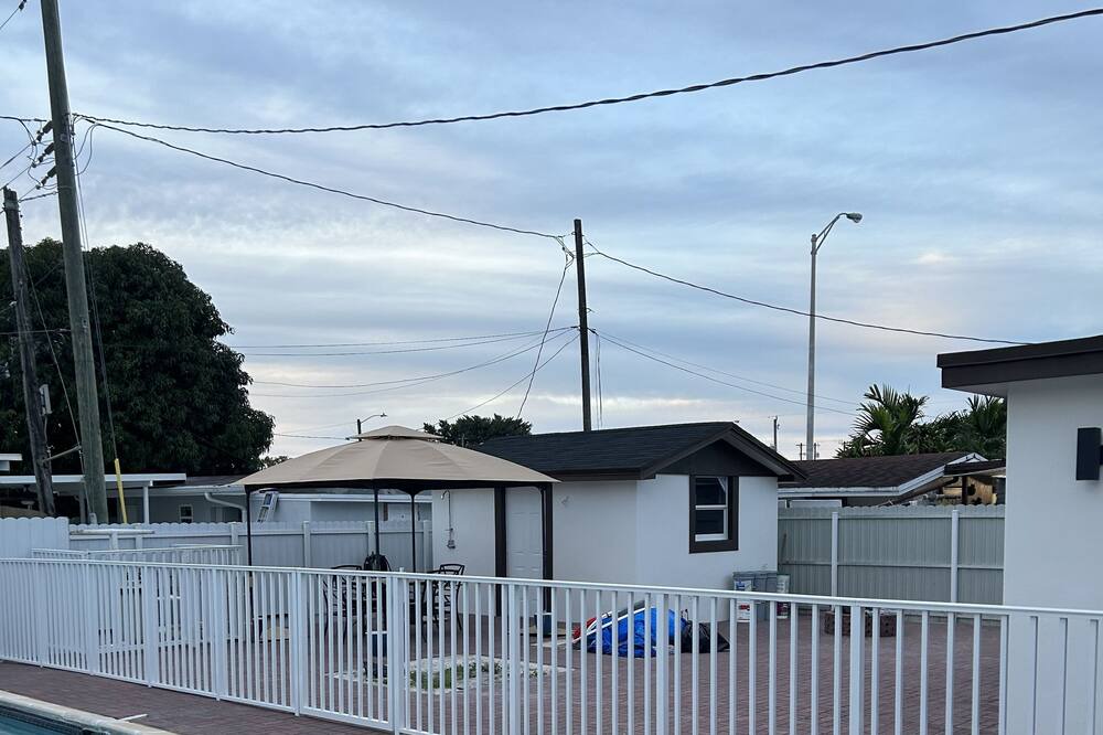 Photo of Outdoor in Hialeah