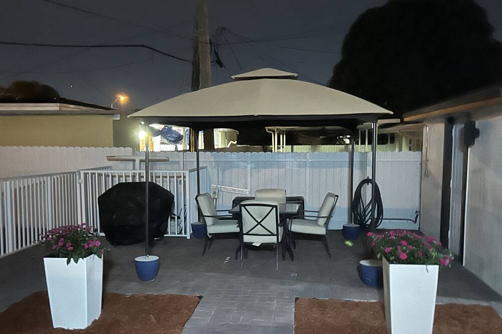 Photo of Outdoor in Hialeah