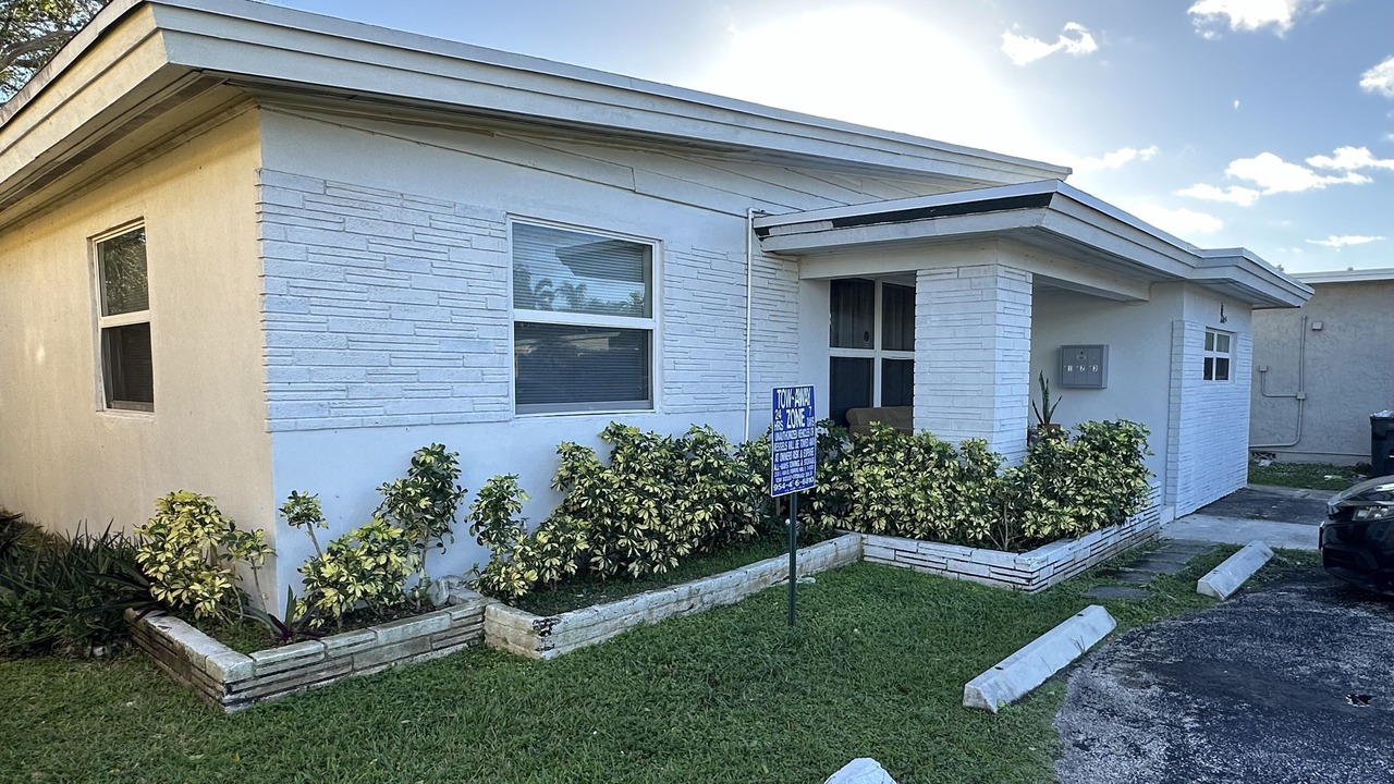 Photo of Outdoor in Little Ranches