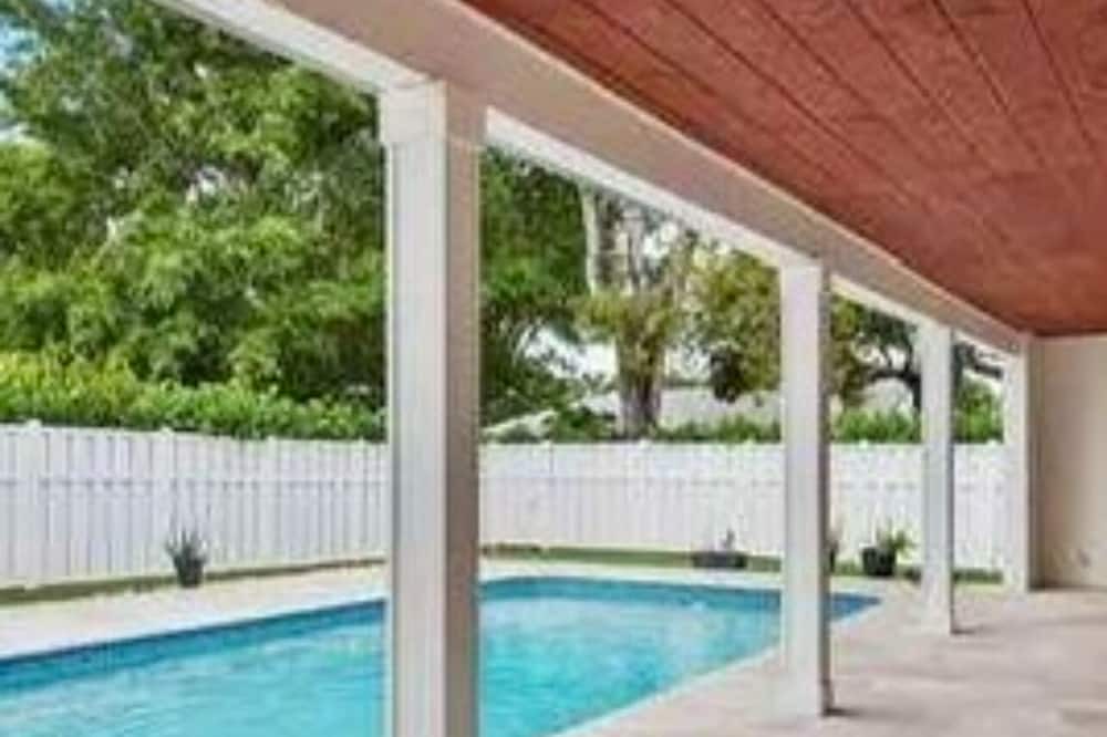 Photo of Outdoor in Cypress Glen