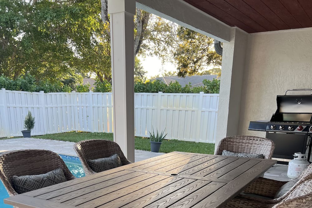Photo of Outdoor in Cypress Glen