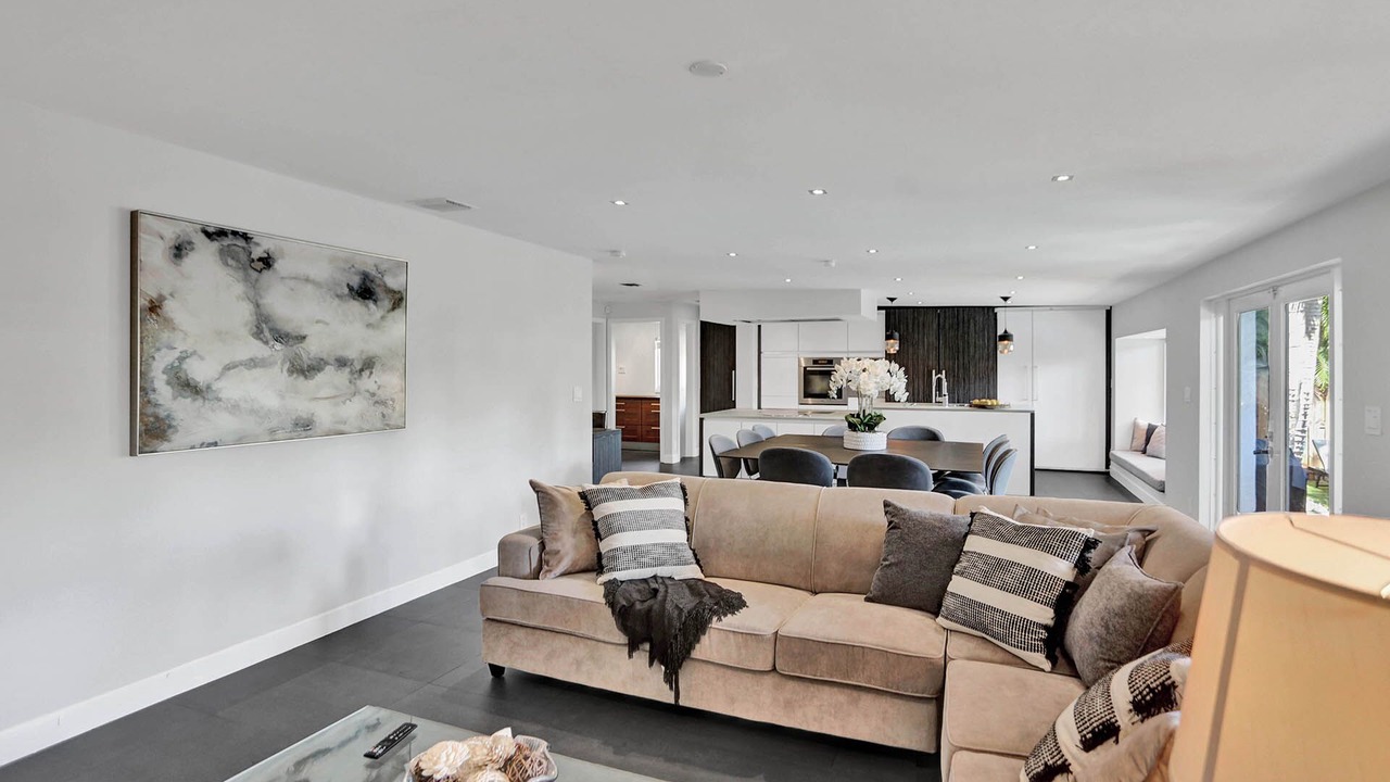 Photo of Livingroom in Royal Poinciana