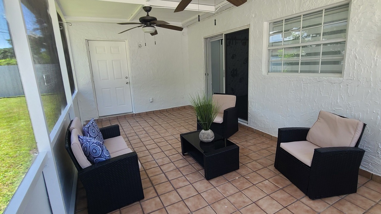 Photo of Patio Balcony in West Hollywood