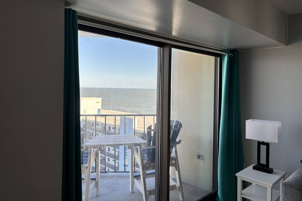 Photo of Patio Balcony in Little Salisbury