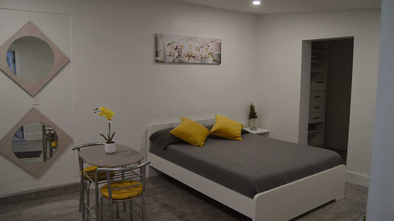 Photo of Livingroom in Pembroke Pines