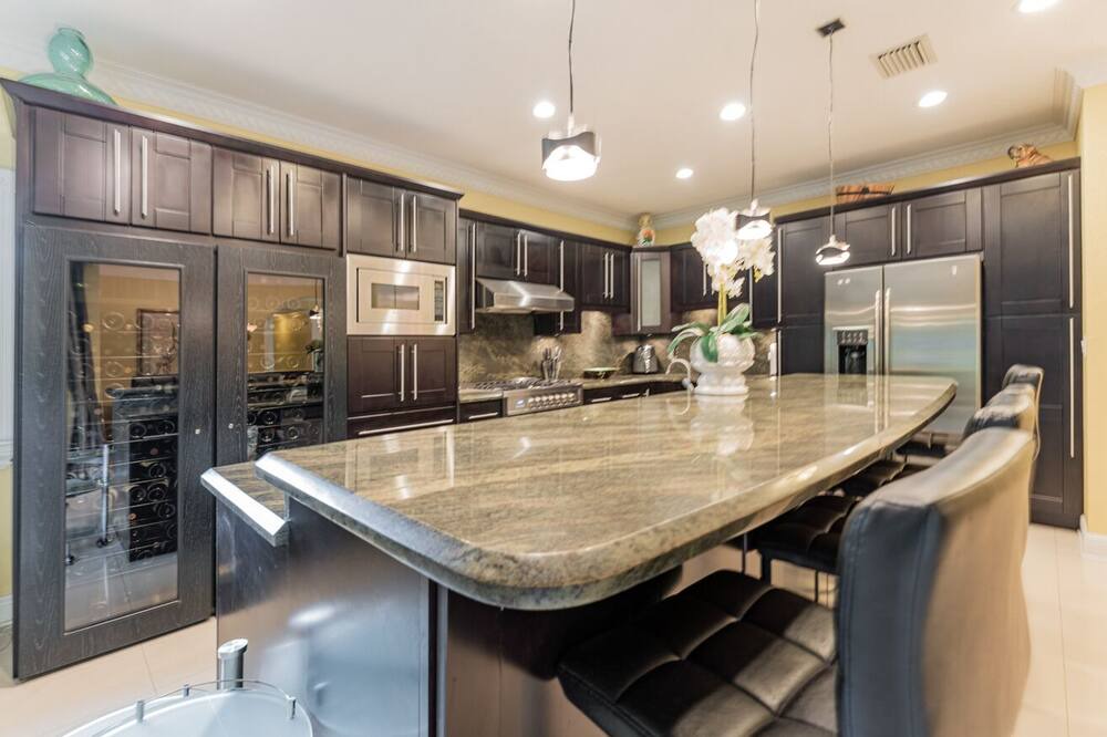 Photo of Kitchen in Southwest Ranches