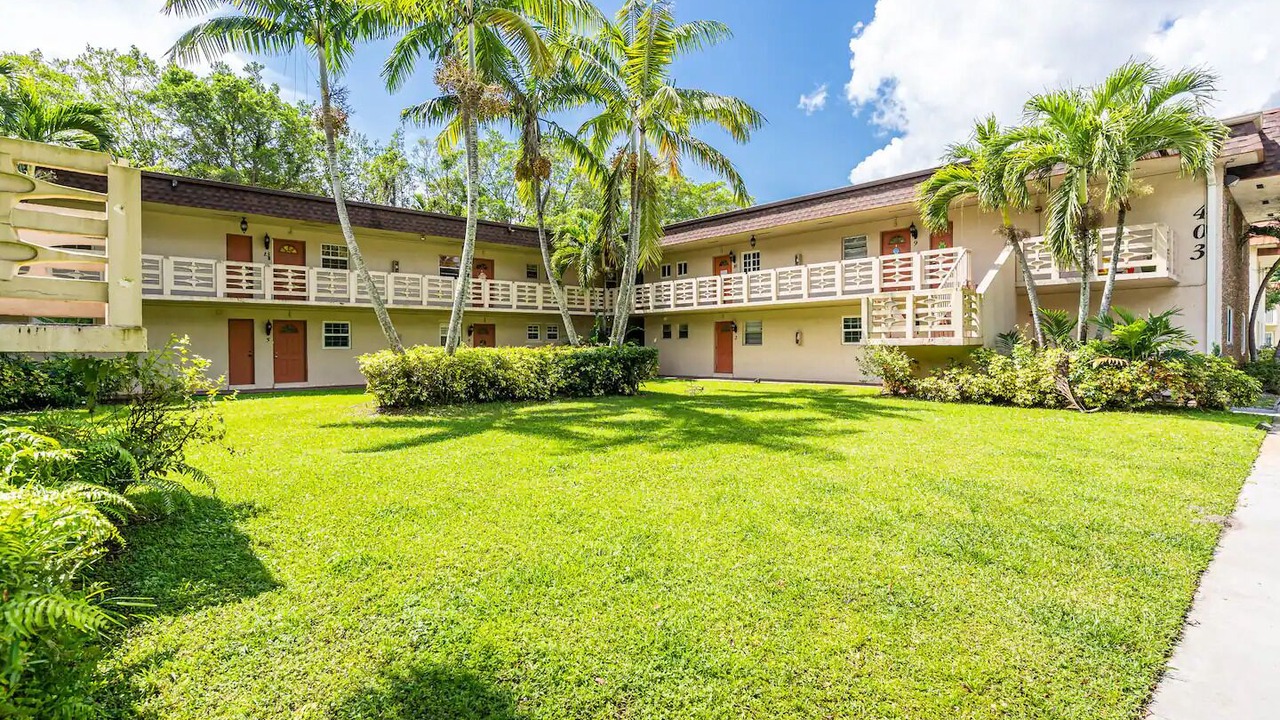 Photo of Outdoor in Pembroke Pines