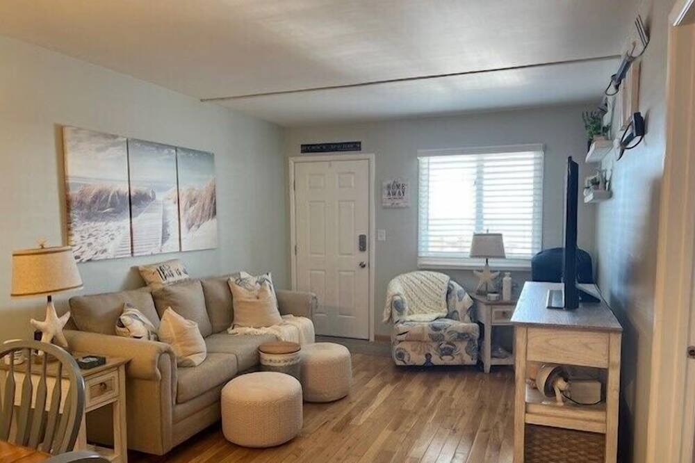 Photo of Livingroom in Green Creek