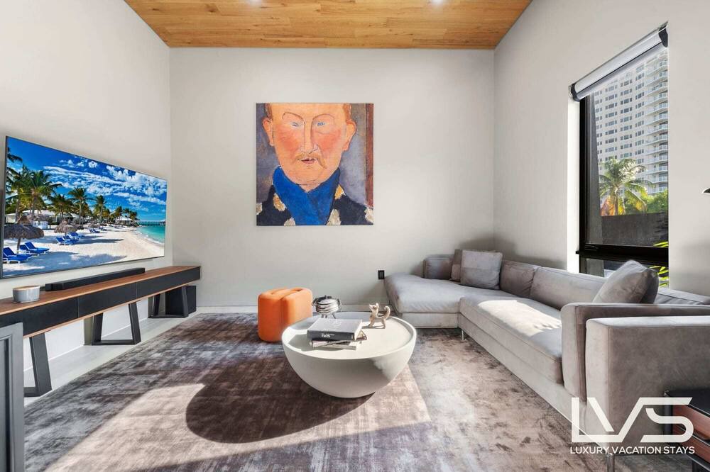Photo of Bedroom in Harbor Beach