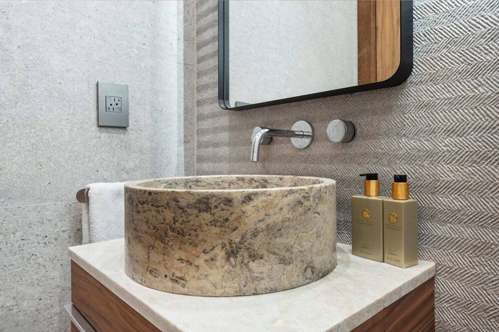 Photo of Bathroom in Harbor Beach