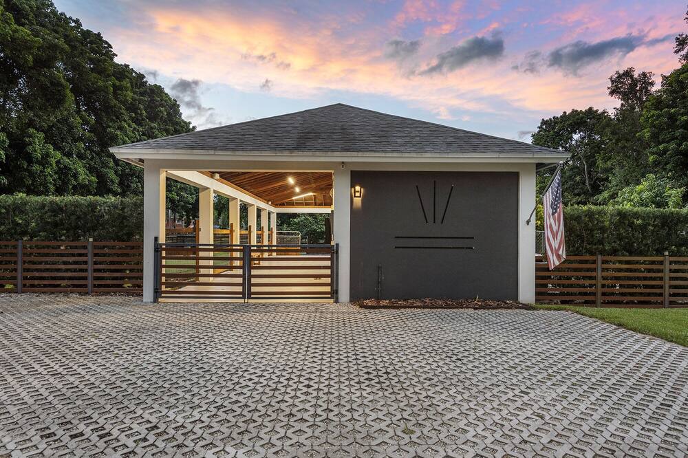 Photo of Outdoor in Southwest Ranches