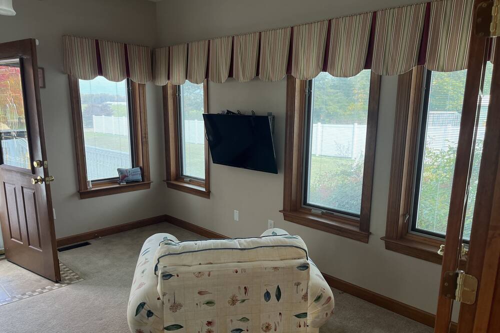 Photo of Bedroom in Woodside
