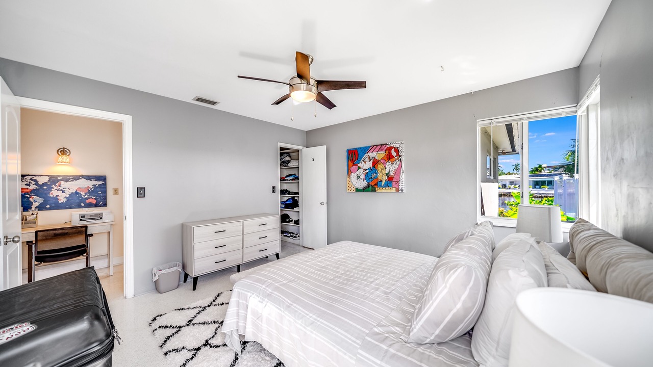 Photo of Livingroom in Wilton Manors