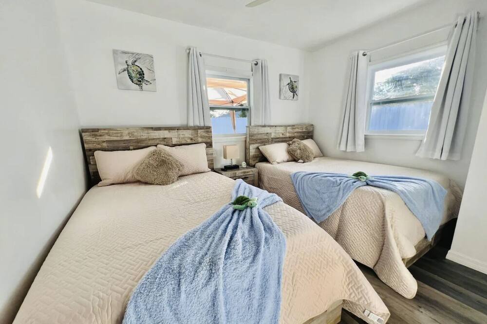 Photo of Bedroom in North Andrews Gardens