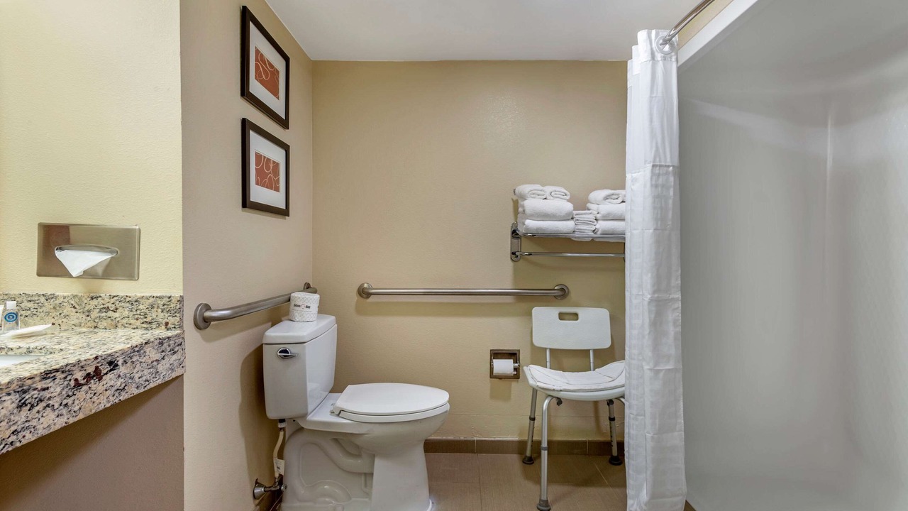 Photo of Bathroom in Newark