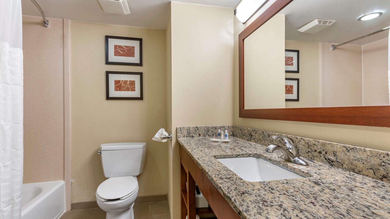 Photo of Bathroom in Newark