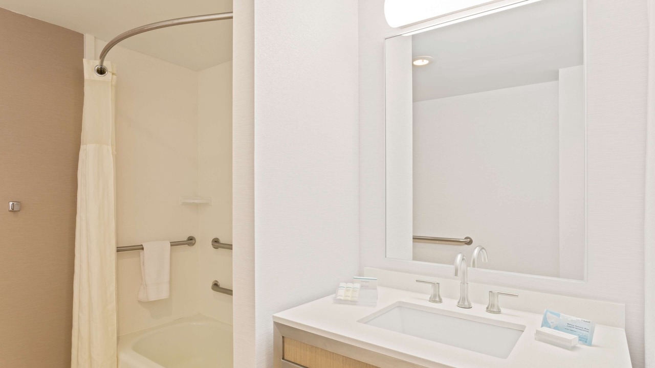 Photo of Bathroom in Miramar