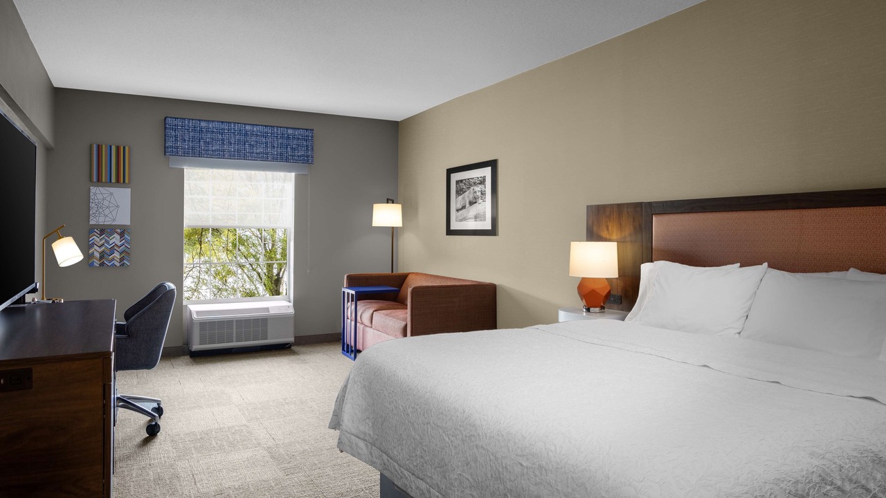 Photo of Bedroom in State College