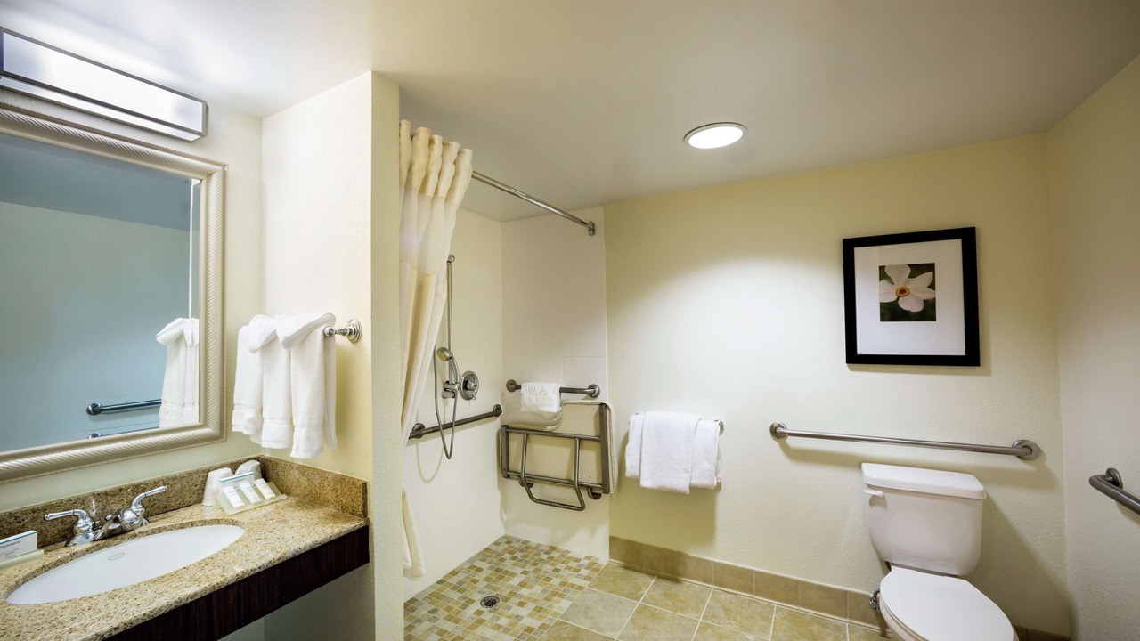 Photo of Bathroom in Innsbrook
