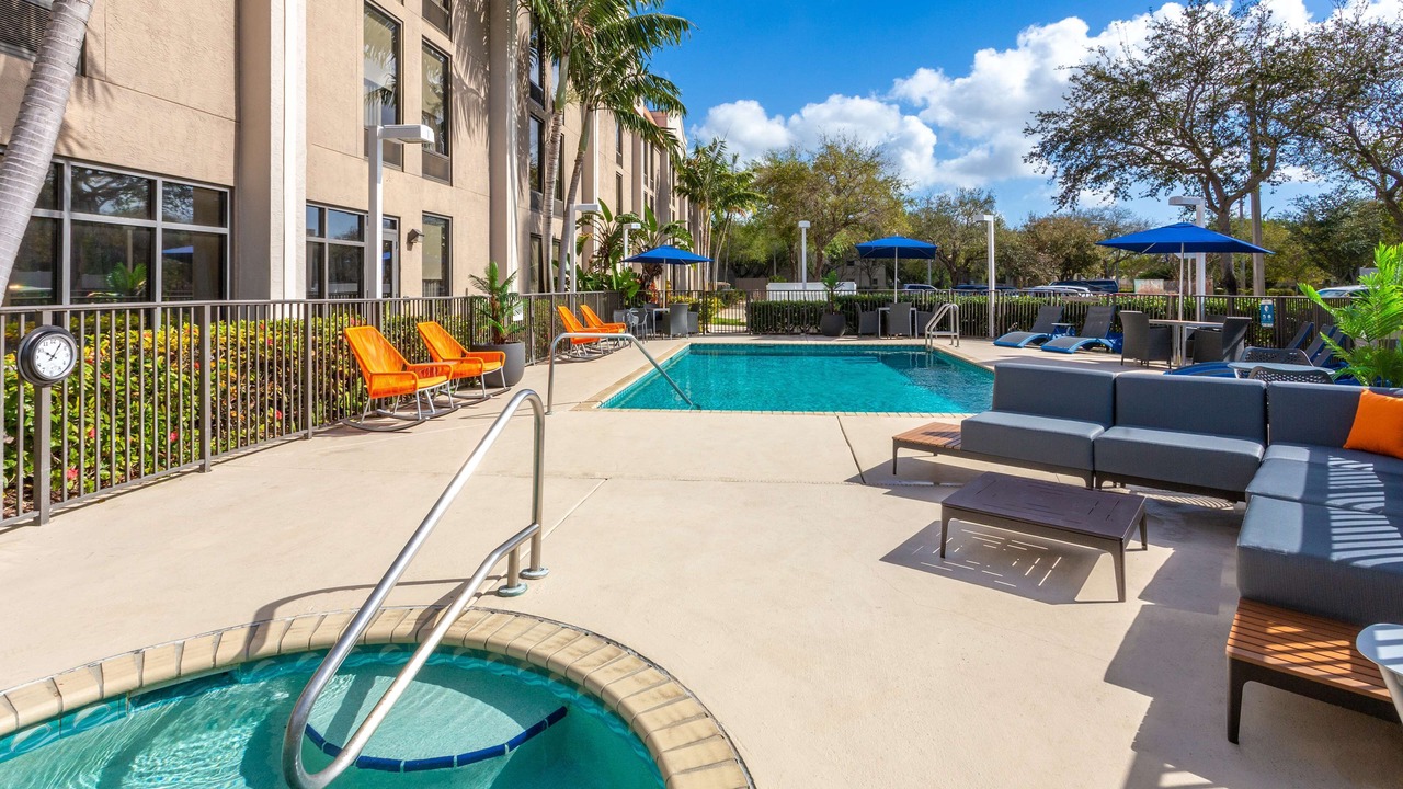 Photo of Outdoor in Tamarac